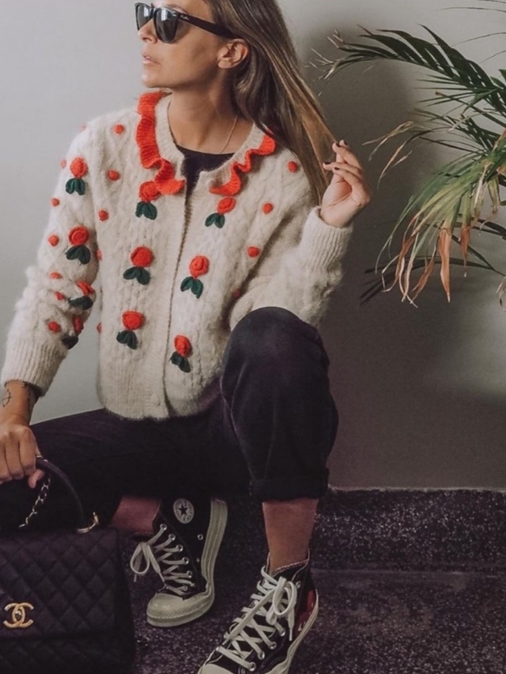 Zara limited edition cardigan featuring red 3D flower appliques NWT Size Small